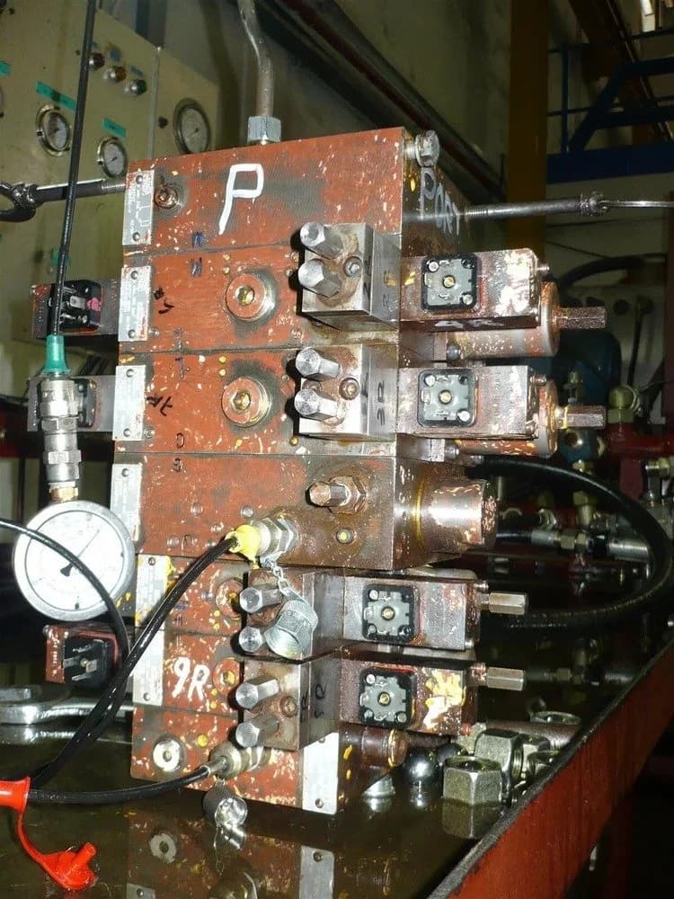 SG Asia Hydraulics workshop photo 9