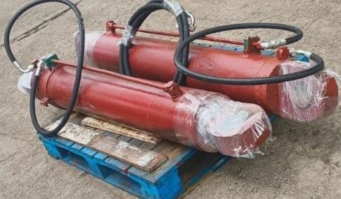 Antigoon: Bottom door cylinder clevis rethreading